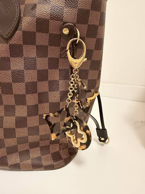 Louis Vuitton Borse da donna: Louis Vuitton Tasche Neverfull MM – Usato da Ennetbürgen venduto da Jvek 2