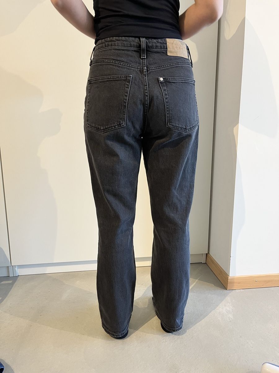 H&M Jeans: H&M Mom Jeans, Gr.38 – Gebraucht aus Köniz von mil_p 2