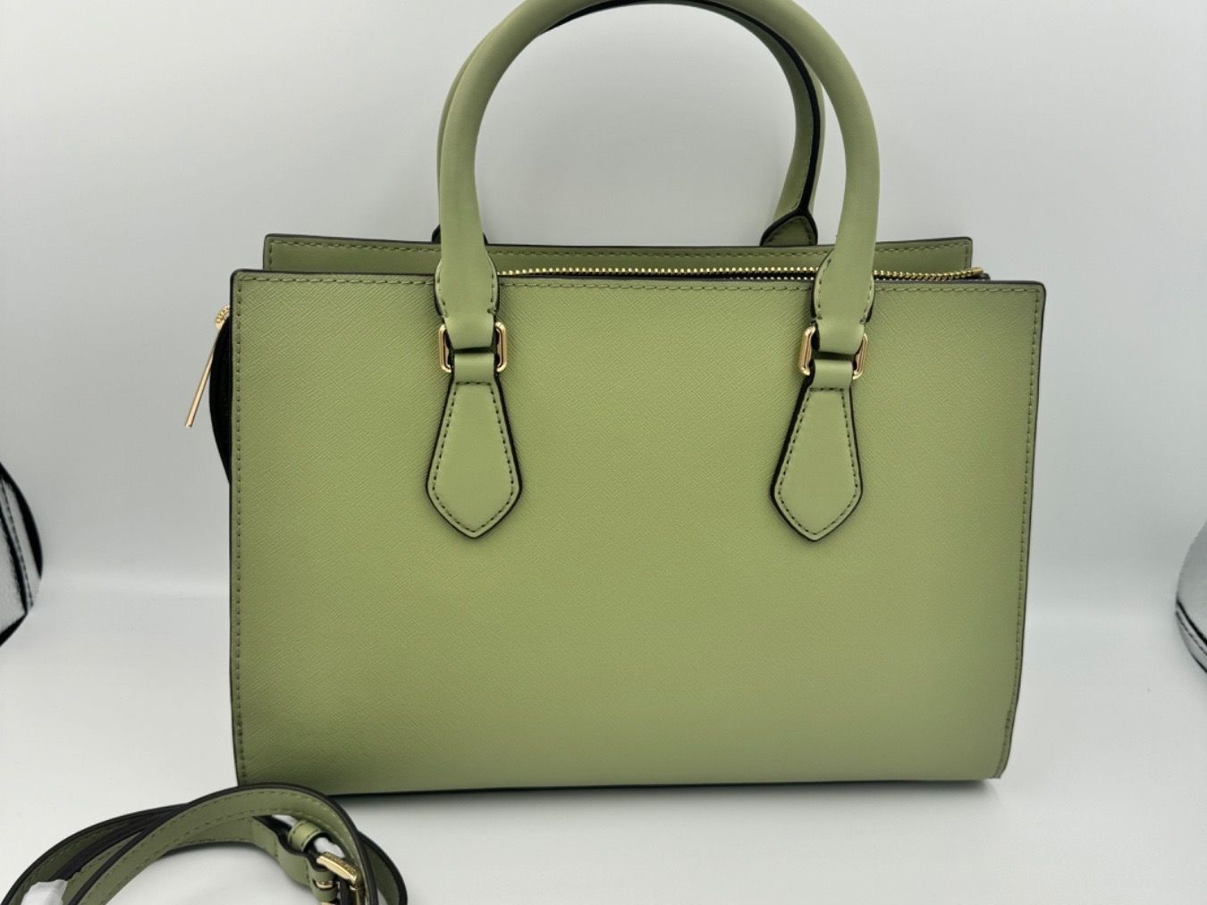 Michael Kors Borse da donna: Michael Kors Tasche light sage – Nuovo e nell'imballaggio originale da Wiedlisbach venduto da Sistershop 1
