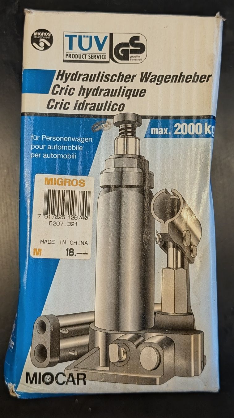 Piattaforme elevatrici & Crick: Hydraulischer Wagenheber, 2000kg – Usato da Wädenswil venduto da Wolfsblutig 1