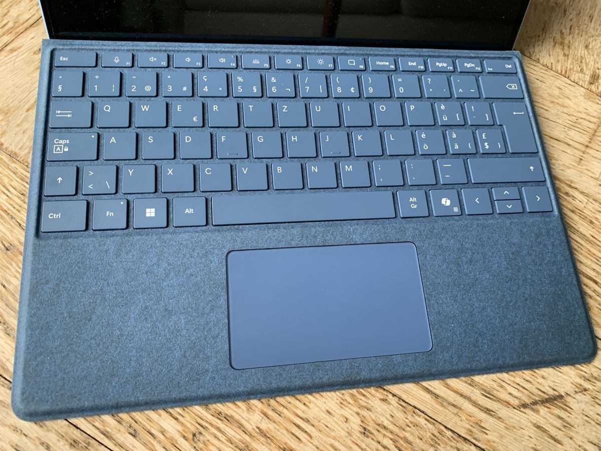 Microsoft Tablet PC: Microsoft Surface Pro 9/Keyboard/Slim Pen 2 – Gebraucht aus Zürich von Renrudal 1