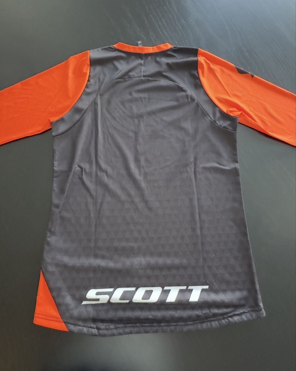 Scott Leibchen & Hosen: SCOTT Trail Vertic - noir/orange exotique - M – Gebraucht aus Lengnau BE von Dali. 2