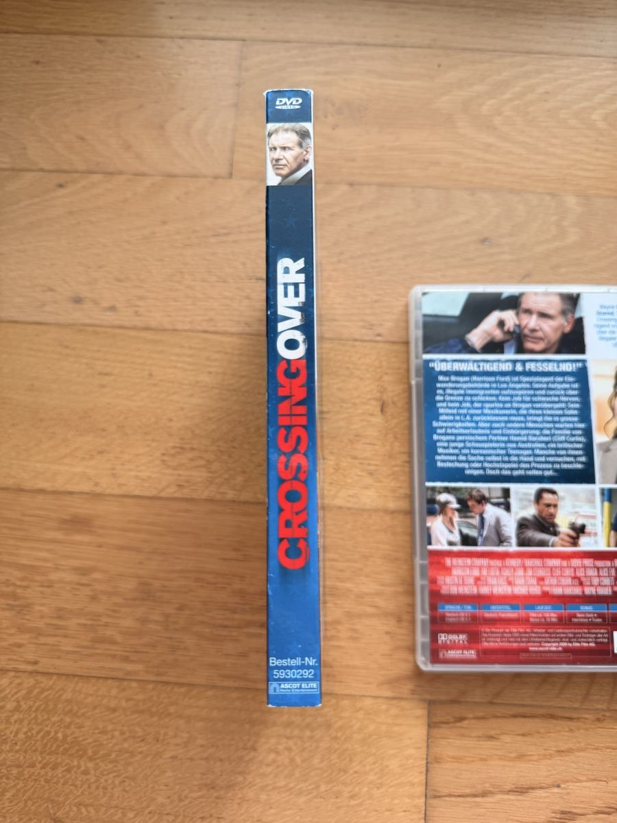 Tous les DVDs: Crossing Over - DVD mit Schuber - Harrison Ford – D'occasion à Kölliken par nerdorado 3