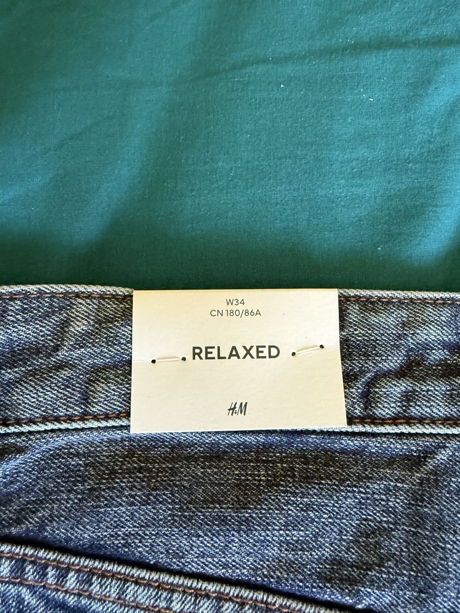 H&M Jeans: Short en jeans  – Nuovo e nell'imballaggio originale da La Sagne NE venduto da Fanta2311 2