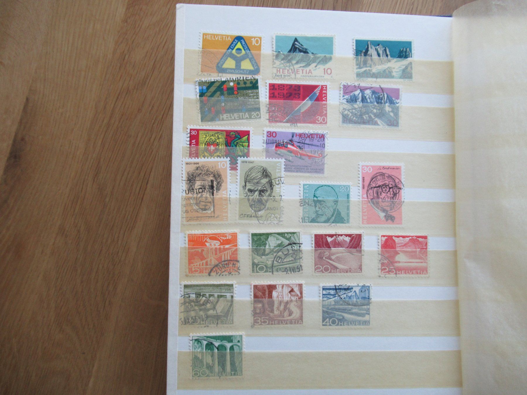 Tutti i francobolli: Briefmarken - Album – Usato da Laupen BE venduto da Algund 4