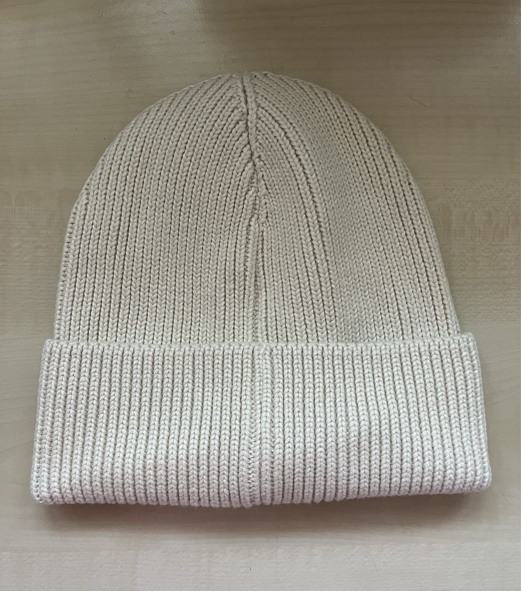 Moncler Copricapi, berretti & cappellini: Creme Moncler Beanie – Nuovo (secondo la descrizione) da Fehraltorf venduto da y2kout7 1
