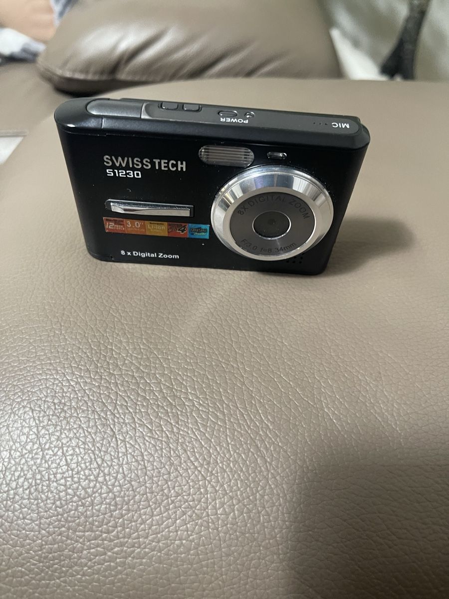 Fotocamera: SWISS TECH Digitalkamera S1230 8x Zoom – Nuovo (secondo la descrizione) da Regensdorf venduto da mex5145 3