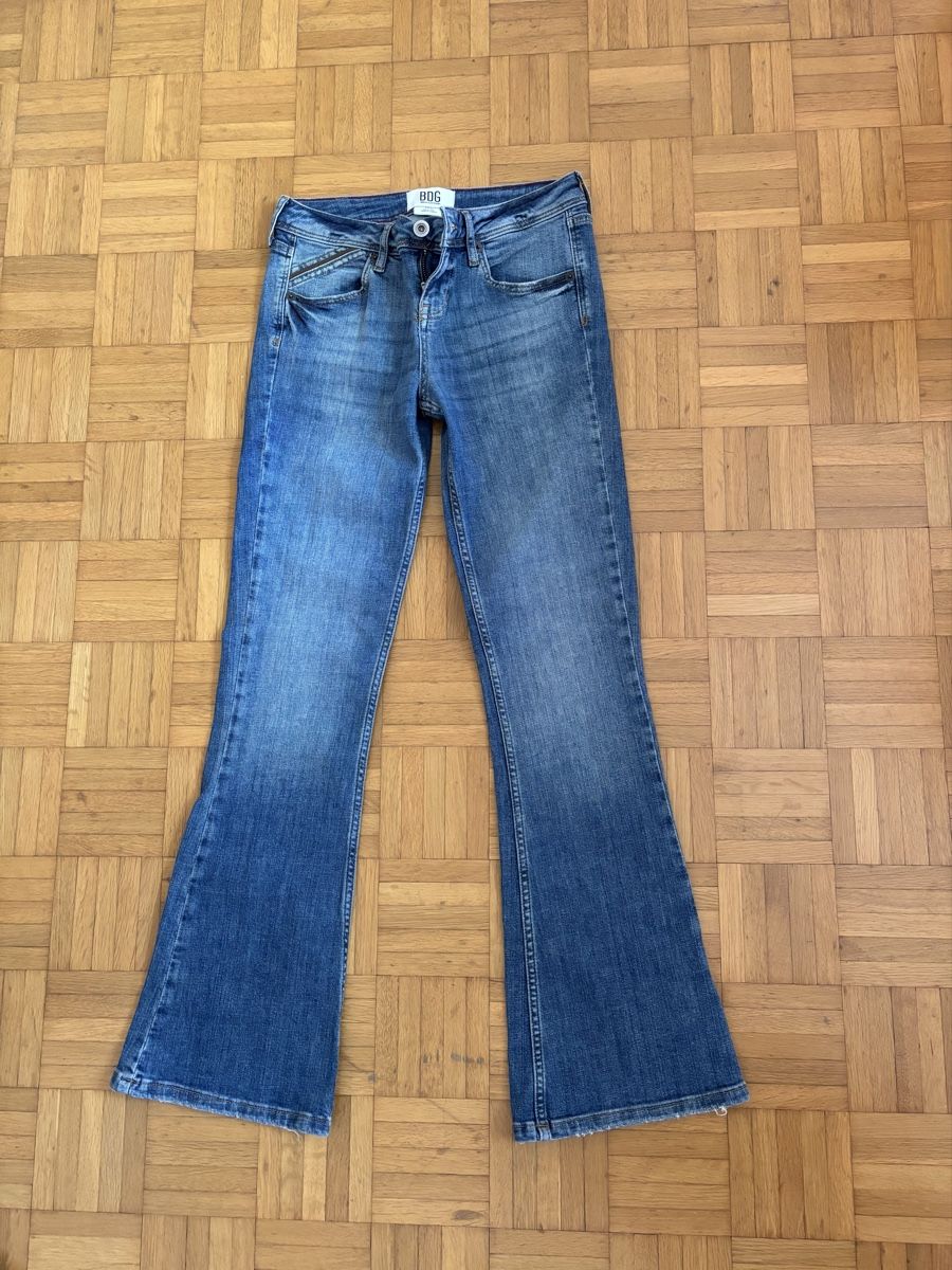 Jeans: BDG Flared Jeans brandneu – Nuovo e nell'imballaggio originale da Zollikon venduto da han_rvt8