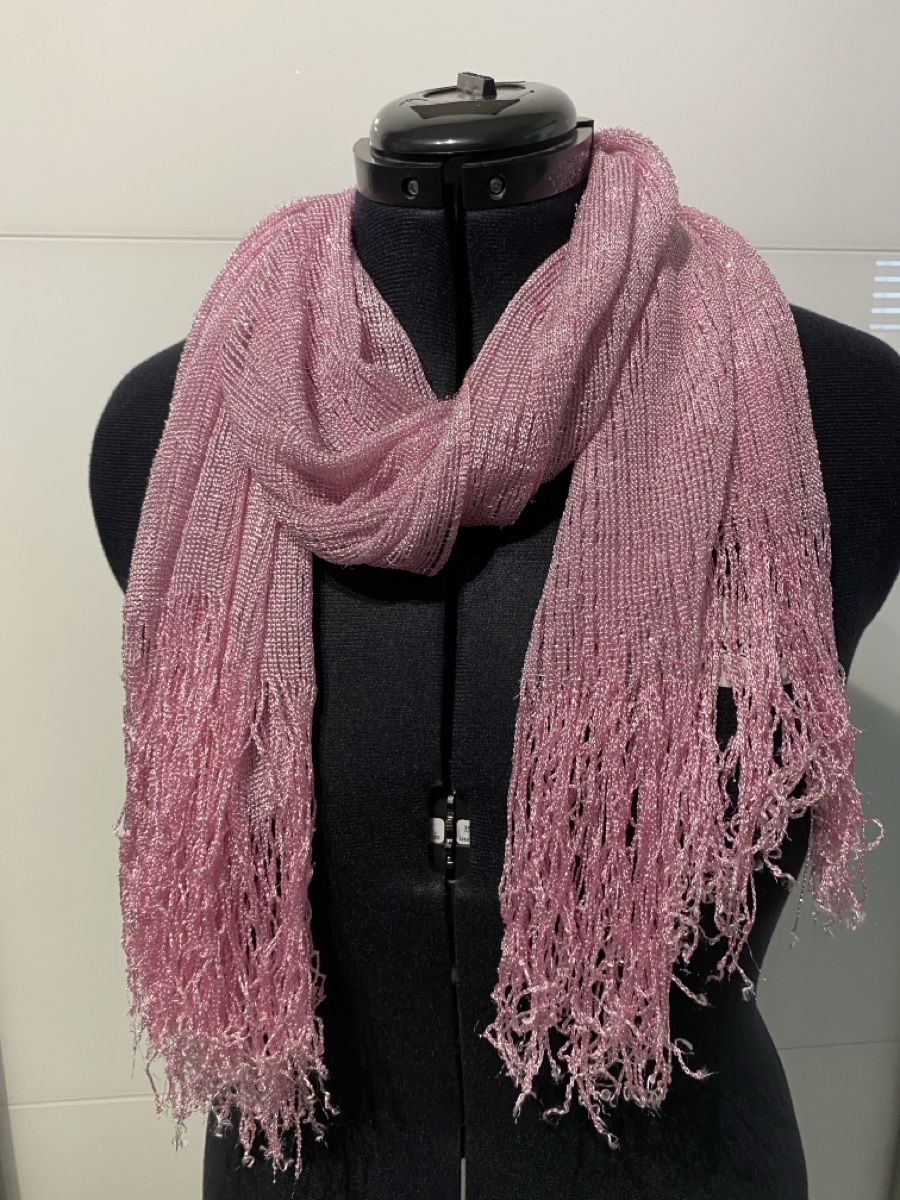 Foulards, Tücher & Schals: Schal Rosa mit silbernem Faden – Gebraucht aus Hausen AG von corinne_g