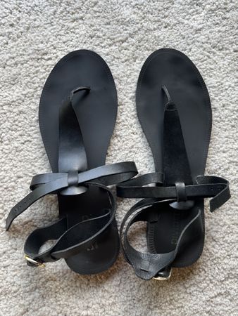 Sandales minimalistes en cuir noir t.38 H&M Divided