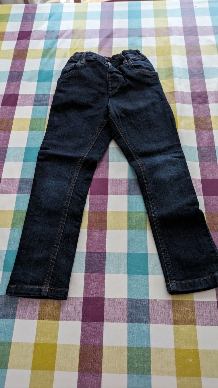 Next Pantaloni: next Jeans Hose - Gr. 98/104 – Usato da Staufen venduto da Fleby84