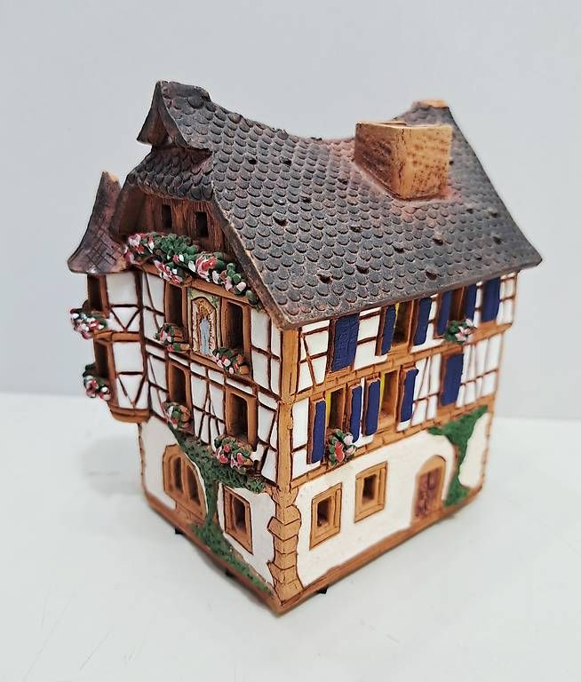 Tutte le decorazioni: 13 cm. Töpferhaus Haus – Usato da Zürich venduto da aiman3333 1