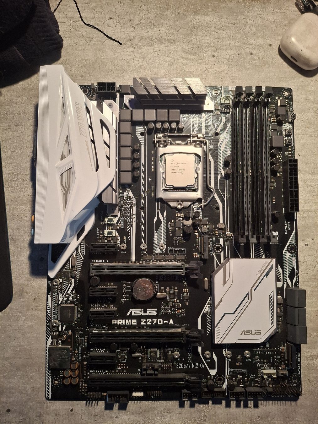Asus Schede madri: Mainboard ASUS PRIME Z270-A mit Intel Core i7-7700K – Usato da Luterbach venduto da McMech