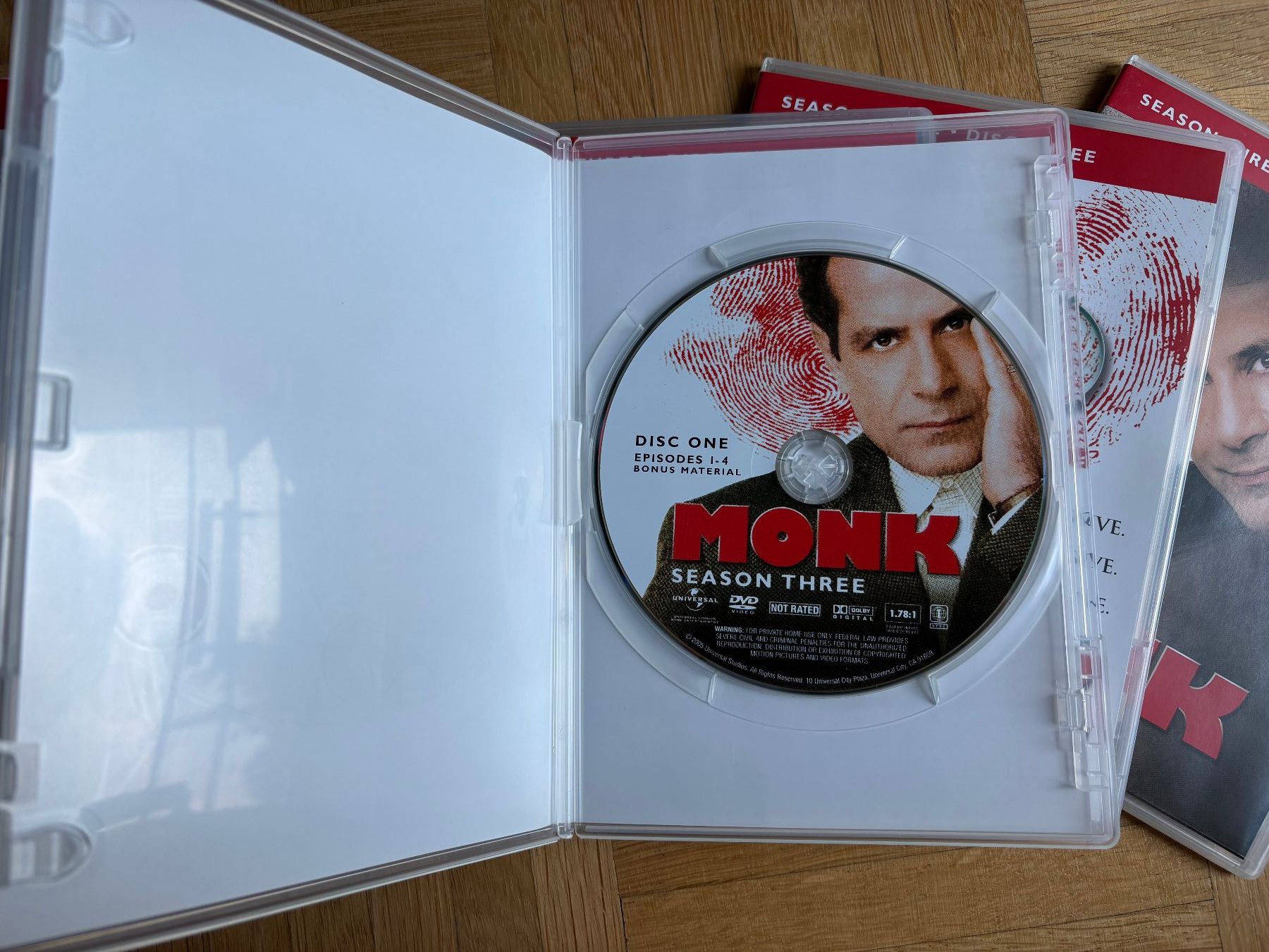 Alle DVDs: Monk - Season Three - DVD – Gebraucht aus Zürich von Malcom 2
