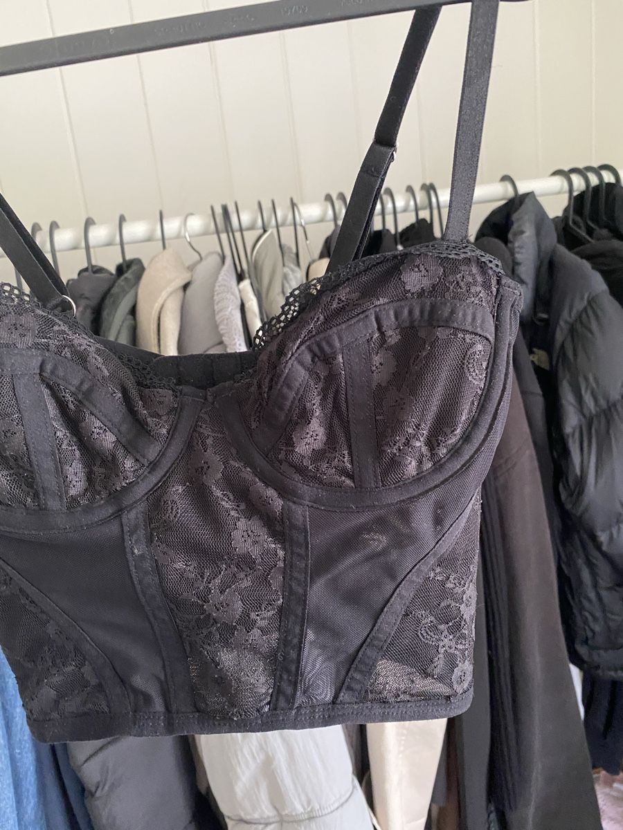 H&M Top: Schwarzes Spitzenoberteil Gr. S, Top, elegant & modern – Nuovo (secondo la descrizione) da Muhen venduto da _mich-aela_ 1