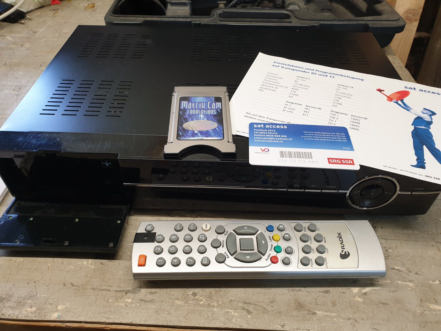 Ricevitori: Satellitenreceiver Sradix HS 411 VACI – Usato da Altdorf UR venduto da pezibe