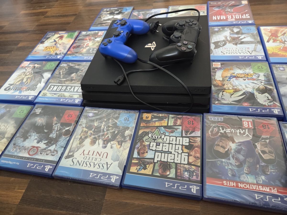 Sony Console: PS4 Pro 1TB mit 18 Spielen – Usato da Horgen venduto da ale_gs5r 2
