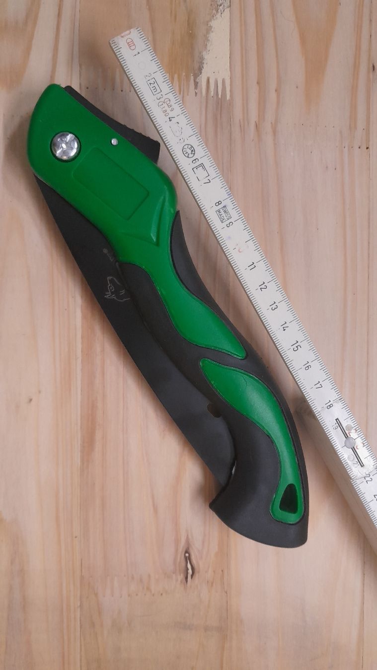 Scies: Scie à main pliable Whitefox – Neuf (Voir description) à Poliez-Pittet par wilmout3 1