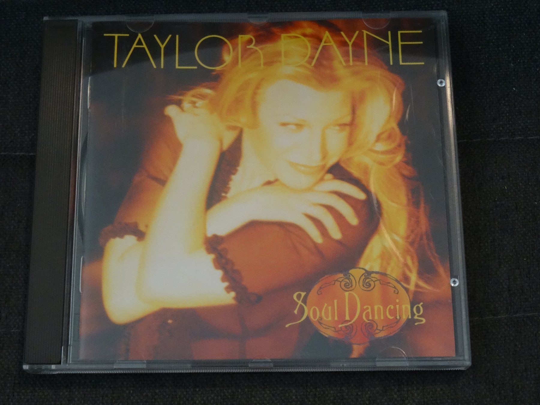 CD: Taylor Dayne - Soul Dancing CD – Usato da Olten venduto da Disc-Ausverkauf