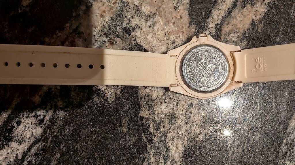 Ice watch Uhren: ICE Watch Uhr – Gebraucht aus Wattenwil von karinschaw 1