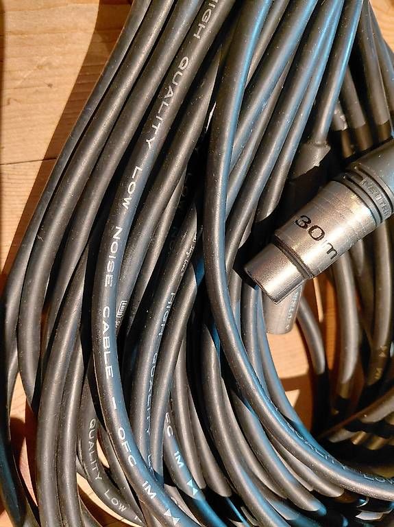 Cavi: Audiokabel – Usato da Brienz BE venduto da sikagla 2