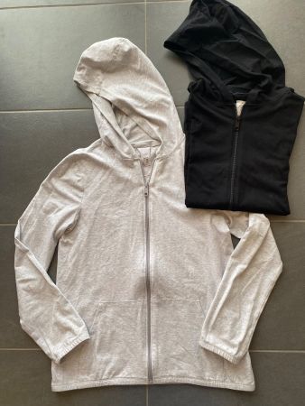 2 leichte (Sport-)Jacken Gr.M Decathlon grau,schwarz (1 NEU)
