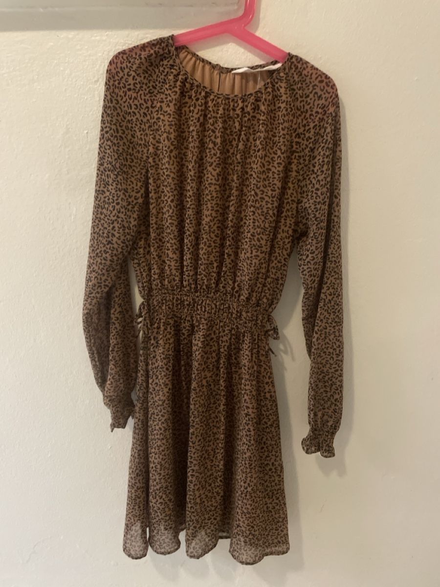 H&M Vestiti & Gonne: Luftiges H&M Kleid, Gr. 152, Leopard Print, Neu – Nuovo (secondo la descrizione) da Obergerlafingen venduto da cabo4