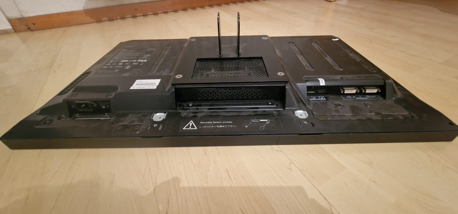 Nec Monitore: NEC MultiSync V323-2 LCD Monitor – Gebraucht aus Zürich von fresh0001 3