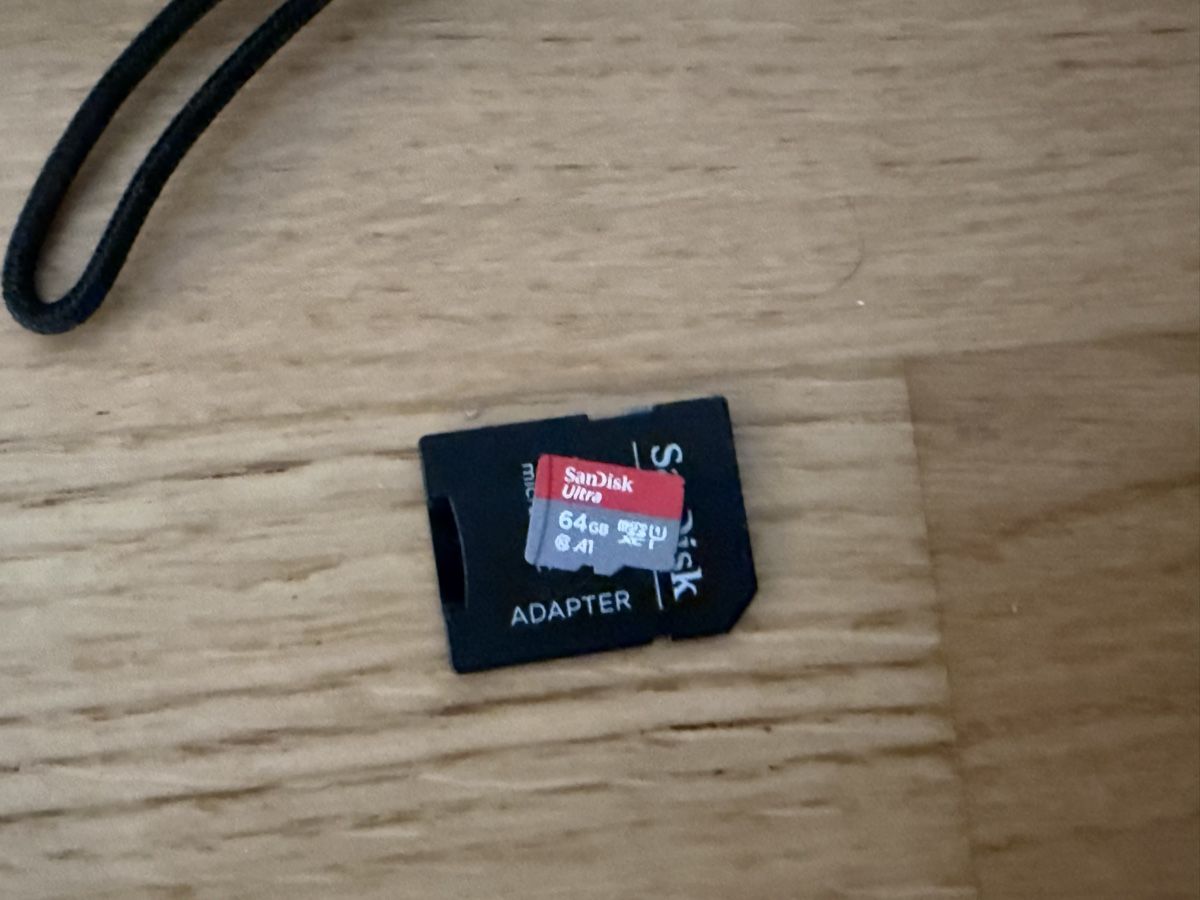 Nintendo Konsolen: Nintendo Switch V1, including compatible SD card. – Gebraucht aus Zürich von pui_k 1