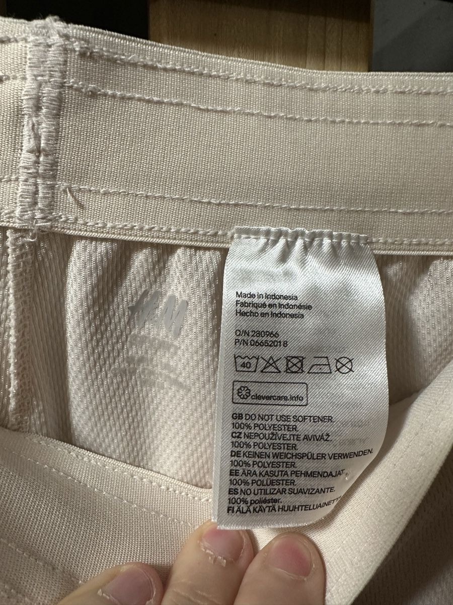 H&M Pantaloni: Sport Shorts, H&M, Gr.L – Usato da Uster venduto da staernli4 1