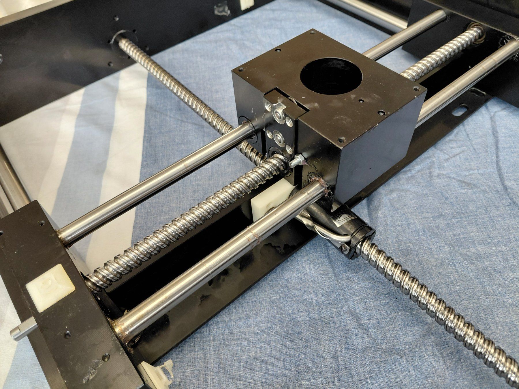 Tutte le macchine: CNC Y-X Achse – Usato da Rohrbach venduto da Tthomsen 1