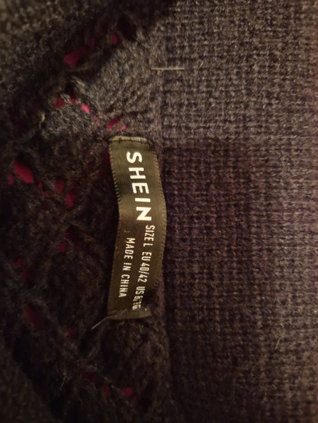 Lots de vêtements: Shein Strickpullover, Schwarz & Beige Gr. L – Neuf (Voir description) à Ebikon par kov_9vqb 1