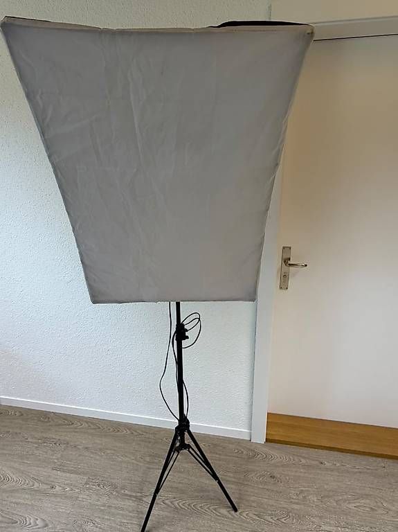 Laboratorio & Camera oscura: Softbox 50 × 70 cm mit Lampenstativ – Usato da Heerbrugg venduto da cappo_81 1
