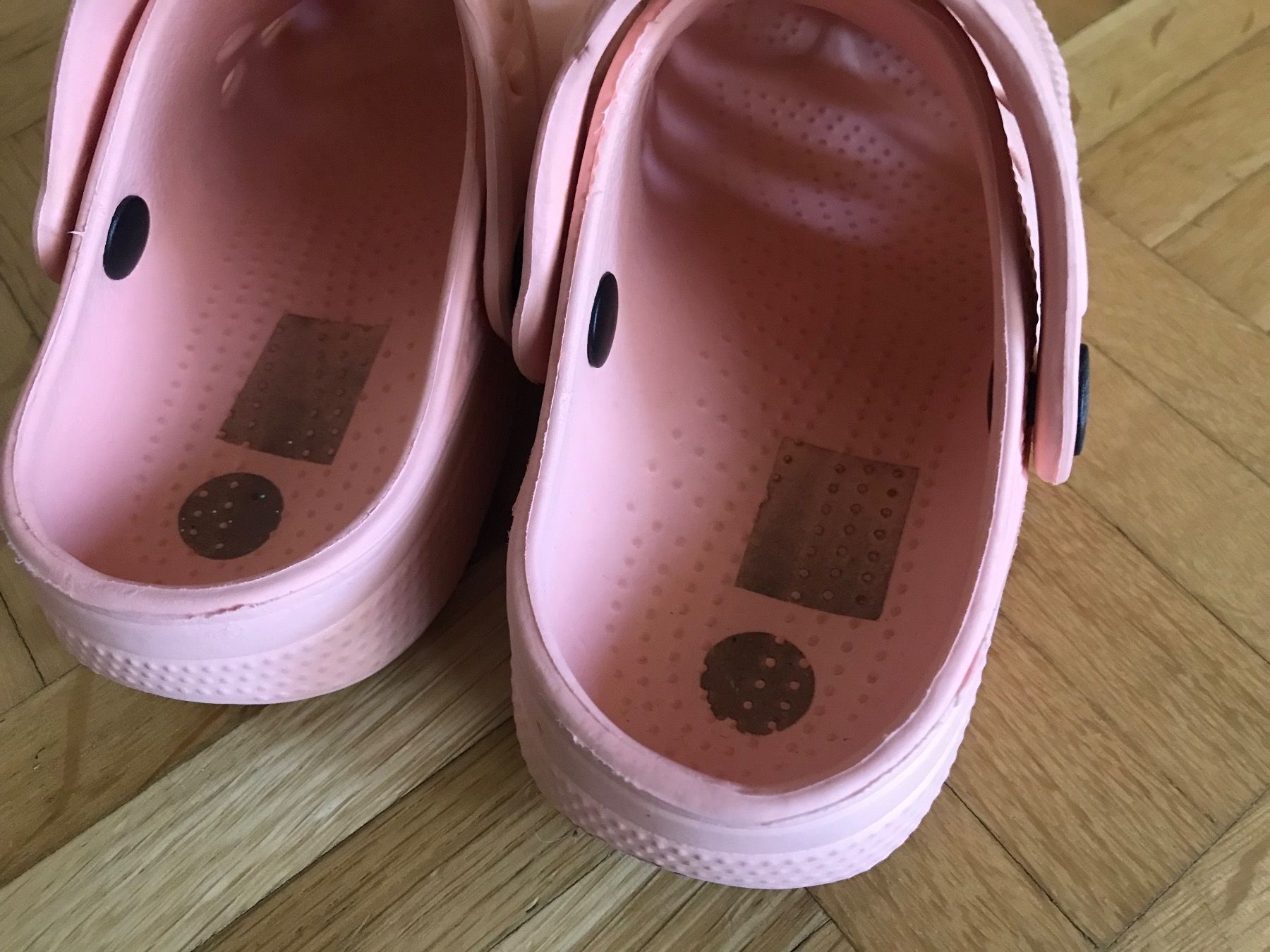 Scarpe per ragazze: Badeschuhe Grösse 26 – Usato da Emmenbrücke venduto da Hathor123 6