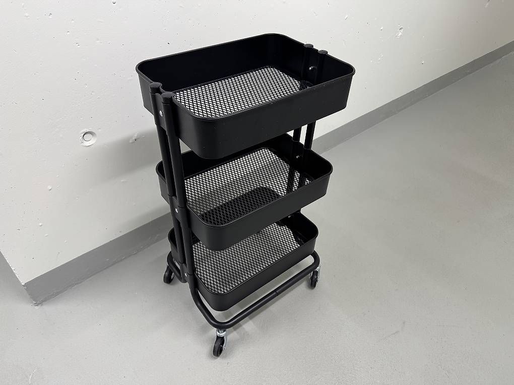 Ikea Scaffali: Servierwagen, schwarz, 35x45x77 cm – Nuovo (secondo la descrizione) da Stein AG venduto da noahstr 1