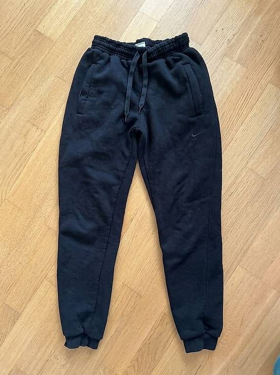 Hosen: Pantalon – Neu und originalverpackt aus Neuchâtel von eli_t9yy