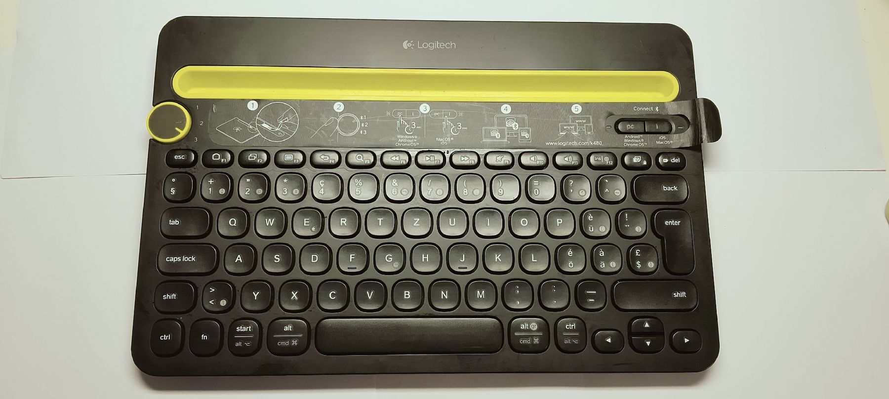 Logitech Tastiere: Logitech Bluetooth Tastatur für Tablet – Usato da Grenchen venduto da watchthewatch