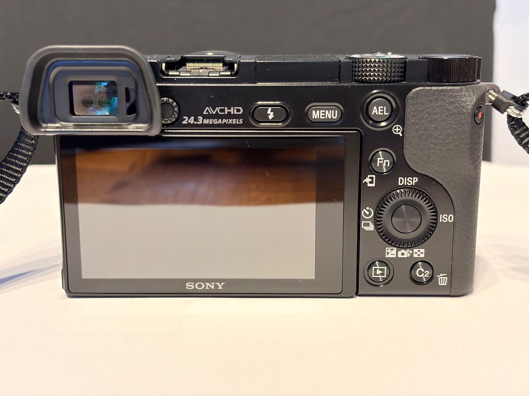Sony Fotocamera: Sony Alpha 6000 Digitalkamera – Usato da Schötz venduto da bie_yw5g 2