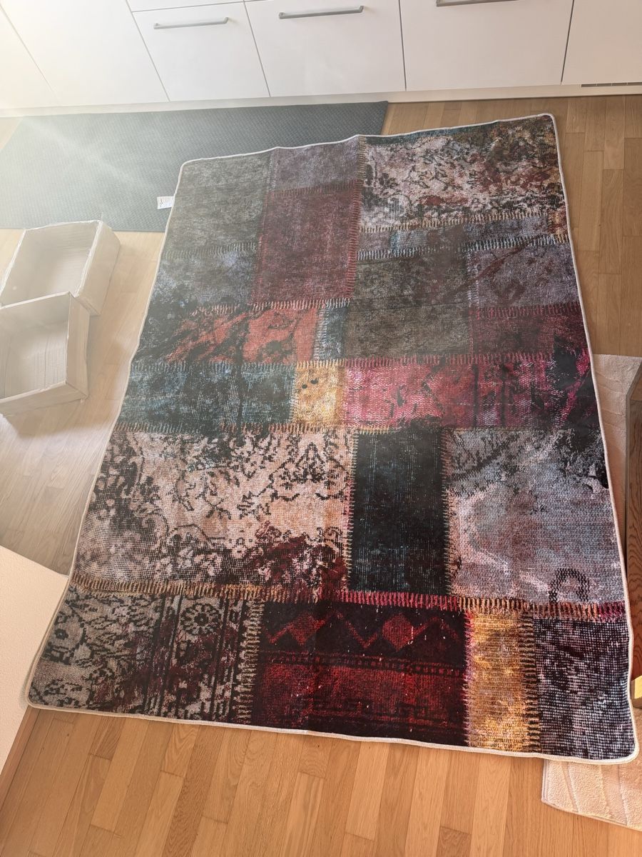 Tappeti: Patchwork-Teppich – Neu, unbenutzt – Nuovo e nell'imballaggio originale da Root venduto da Man_Sylaj 1