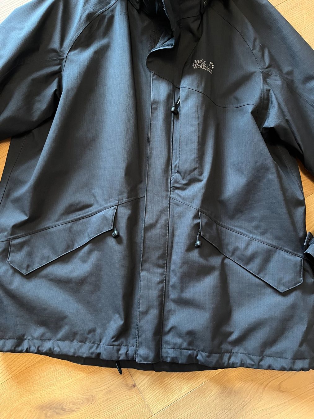 Jack Wolfskin Giacche: Outdoorjacke Jack Wolfskin – Usato da Montlingen venduto da Giardini13 2