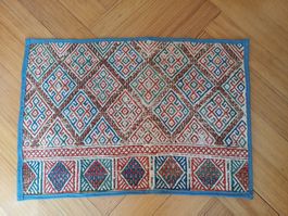 Wunderschöner kleiner antiker Teppich Fussmatte Wolle