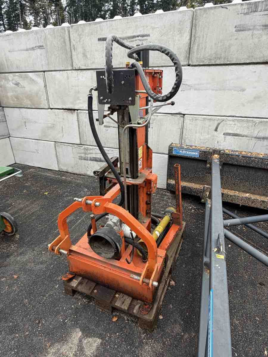 Alle Maschinen: Fendeuse de bûche hydraulique robuste – Gebraucht aus Lossy von don_z95r 1