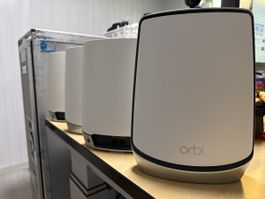 Orbi Mesh WiFi6 System RBR750- 2xRBS750 -1xRBS850