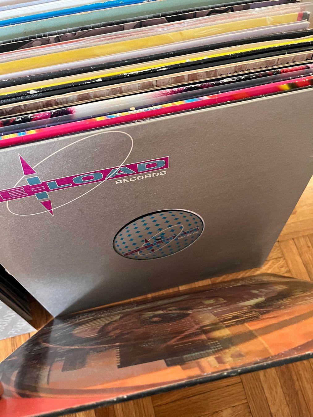Dischi in vinile: 200+ techno / Hardtrance vinyles – Difettoso da Lausanne venduto da ant_68z8 1
