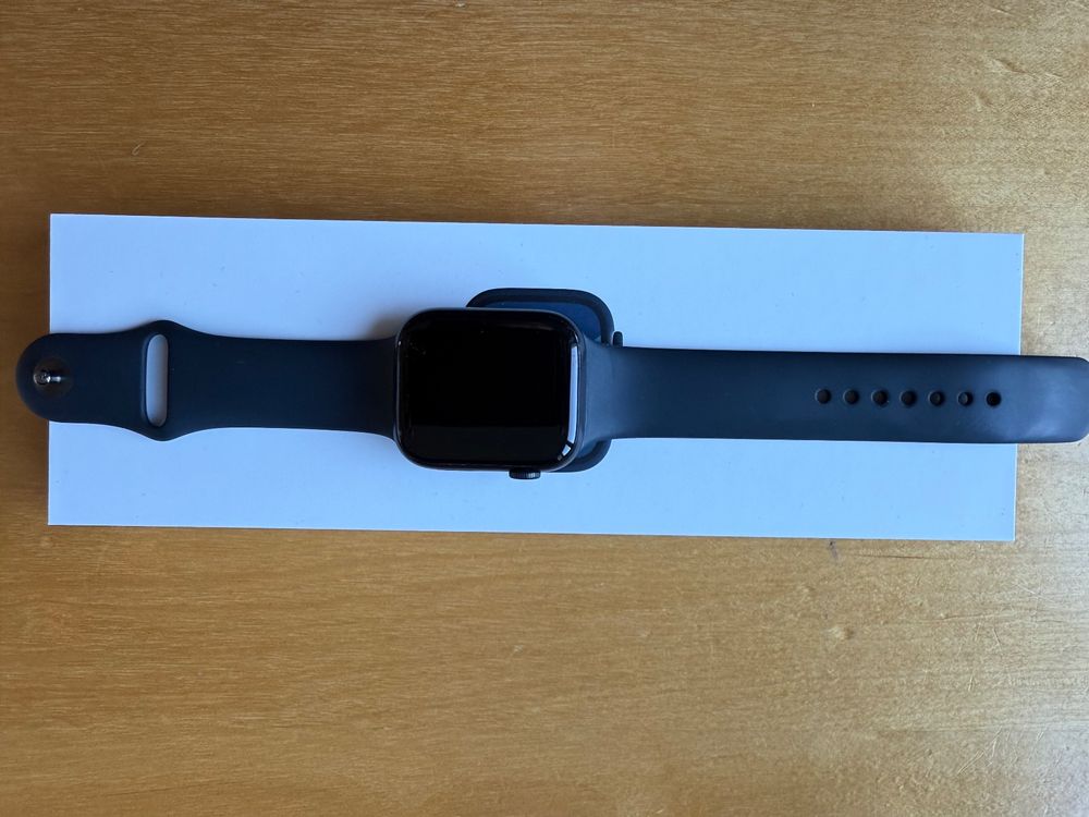 Apple Watch 9, 45 mm, Aluminium, GPS, Schwarz (Gebraucht) in Bern für ...