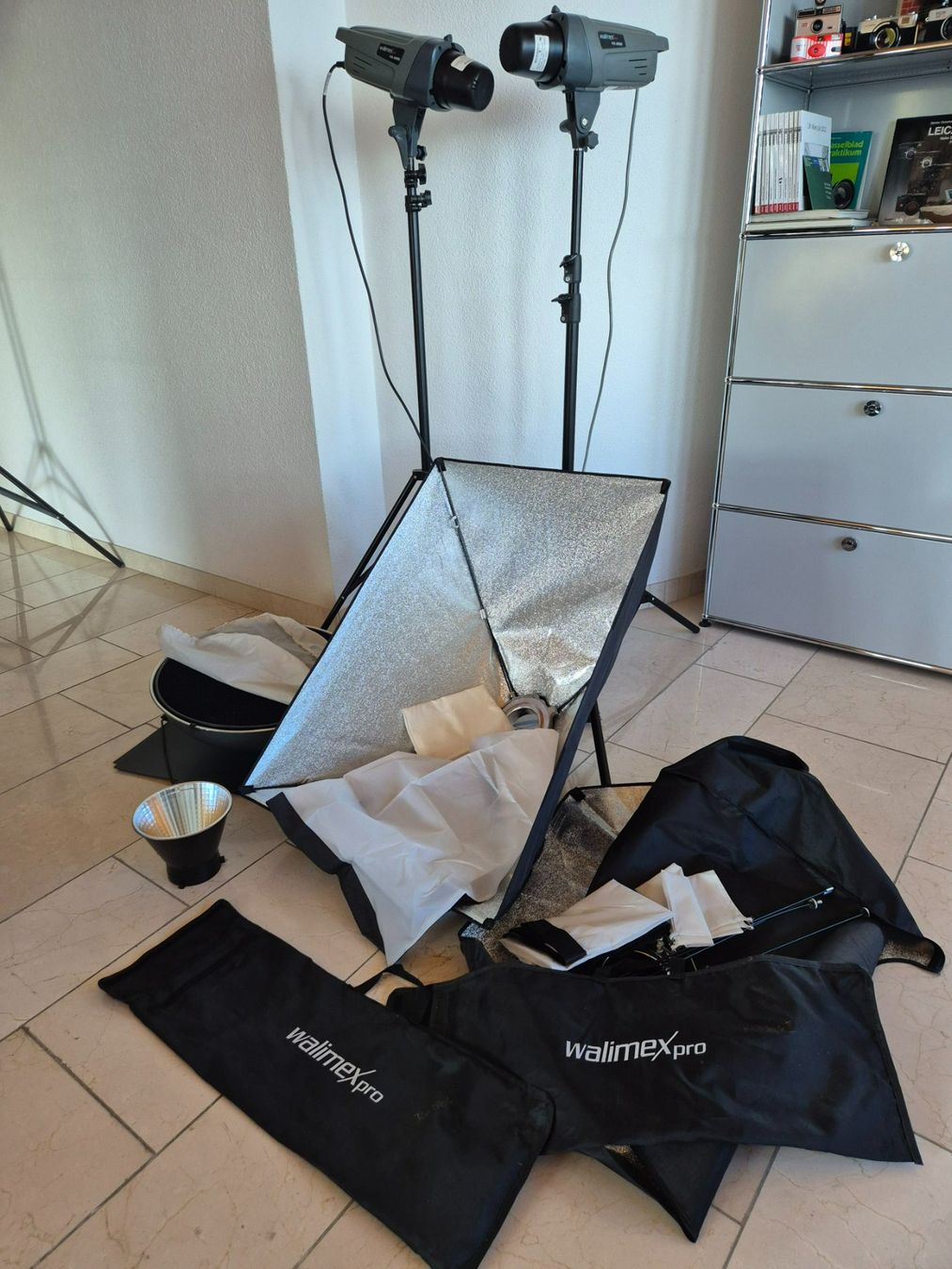 Walimex Flash: WalimexPro VE-200 Blitzanlage – Usato da Bubikon venduto da Manarola 7