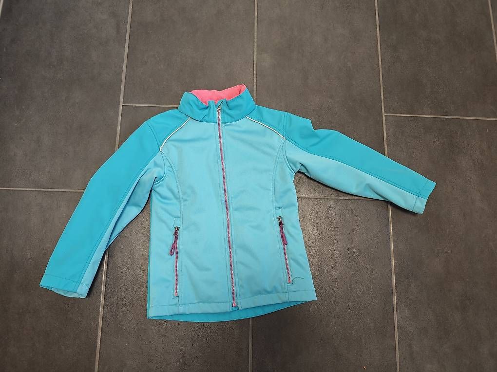 Jacken & Mäntel: Softshelljacke 110/116 – Gebraucht aus Untersiggenthal von schnaegg8542