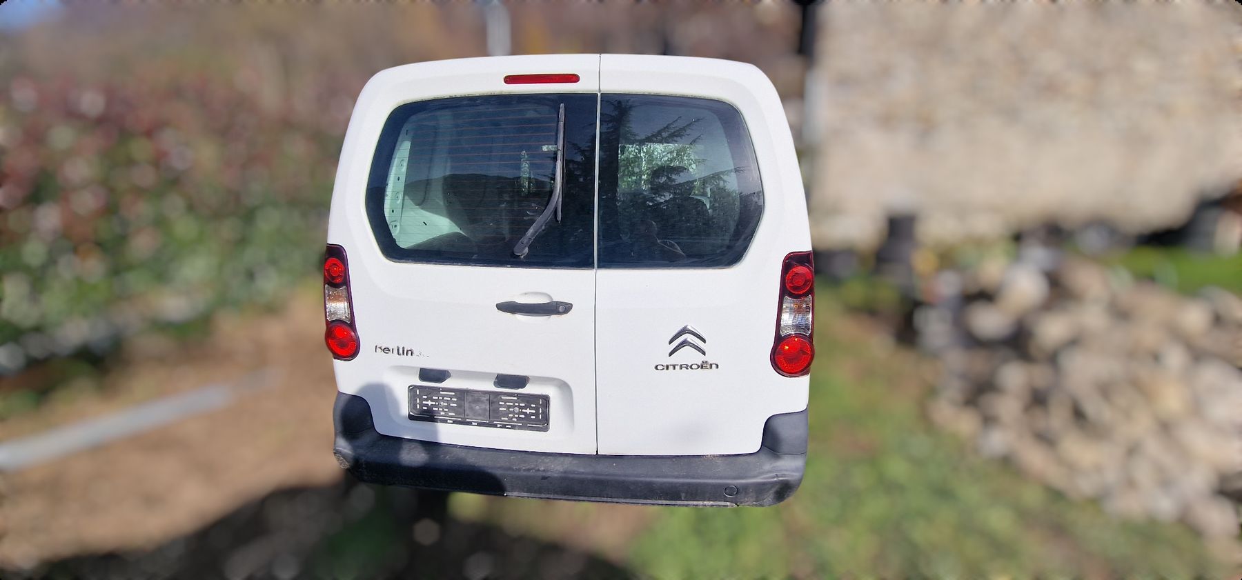 Citroën Veicoli commerciali: Citroën Berlingo 1.6i – Difettoso da Giubiasco venduto da AUTOTECNICA 3
