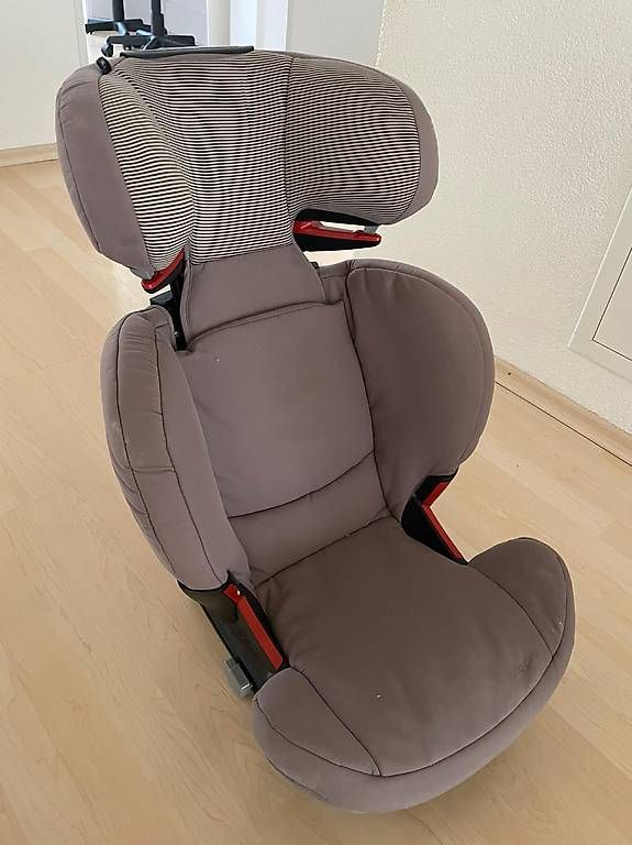 Seggiolini per auto: Kindersitz ISOFIX – Usato da Zürich venduto da Bemaniis200