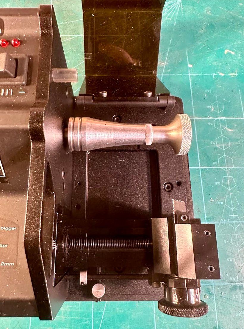 Modellismo RC: Tour à pneus - HARD - 12V – Usato da Trélex venduto da Arnaudyak 4